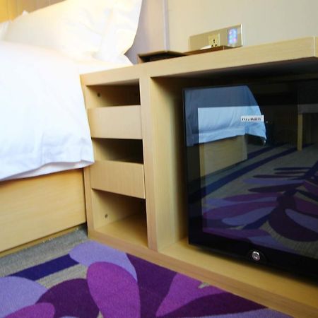 Lavande Hotel Jiujiang Xunyang Road Walking Street Exteriör bild